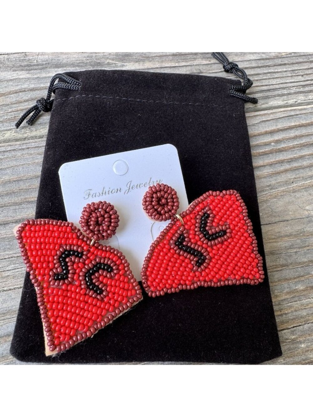 NEW South Carolina SC Palmetto State Seed Beaded Earrings Perfect For Game Days